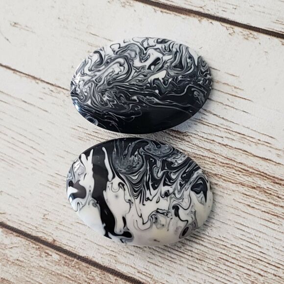 Vintage Clip On Earrings Marbled Effect Oval - Large Statement Earrings - Picture 2 of 4